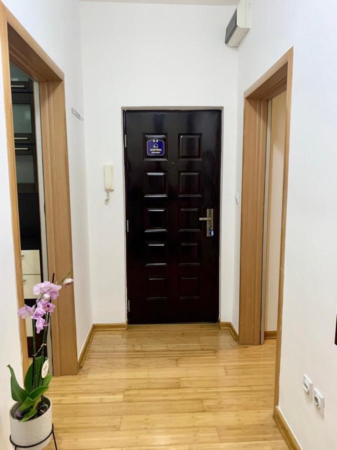 City Center Crown Apartment Beograd Bagian luar foto