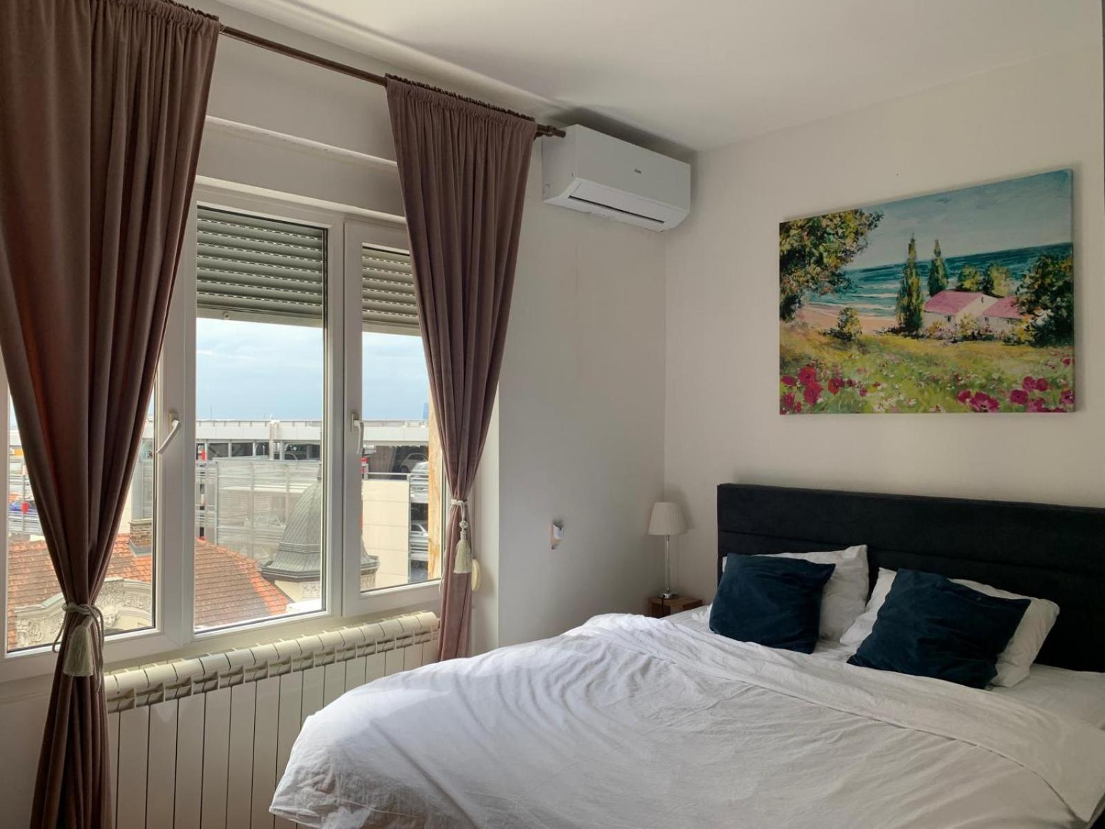 City Center Crown Apartment Beograd Bagian luar foto