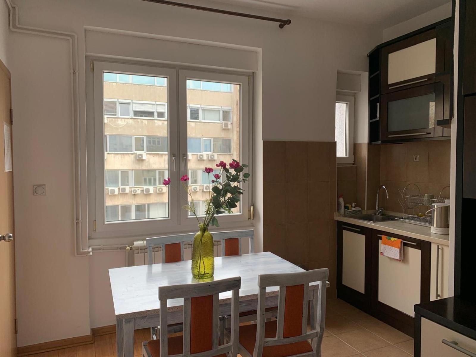 City Center Crown Apartment Beograd Bagian luar foto